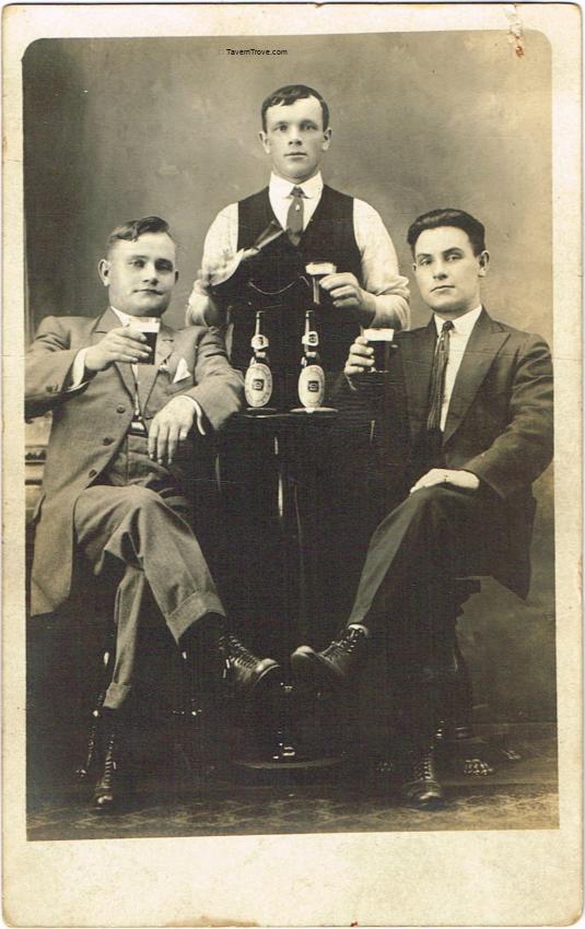 Frank Jones Beer Bartenders