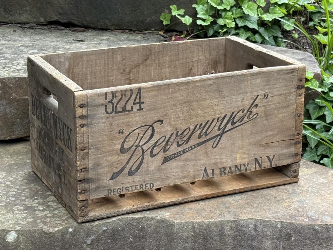 Beverwyck Beer Wood Crate With Dividers