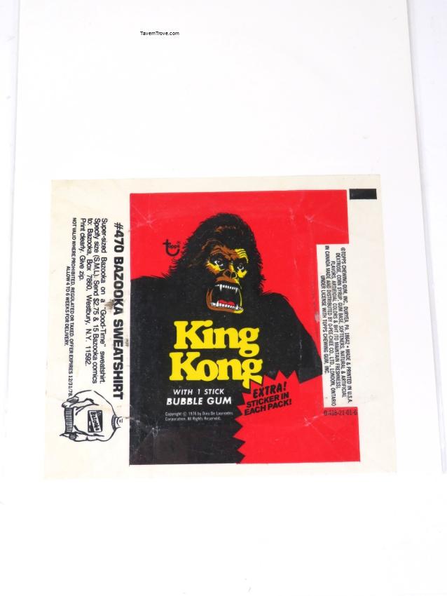 Bubble Gum Topps KING KONG Trading Card Wax Wrapper lot of TWO