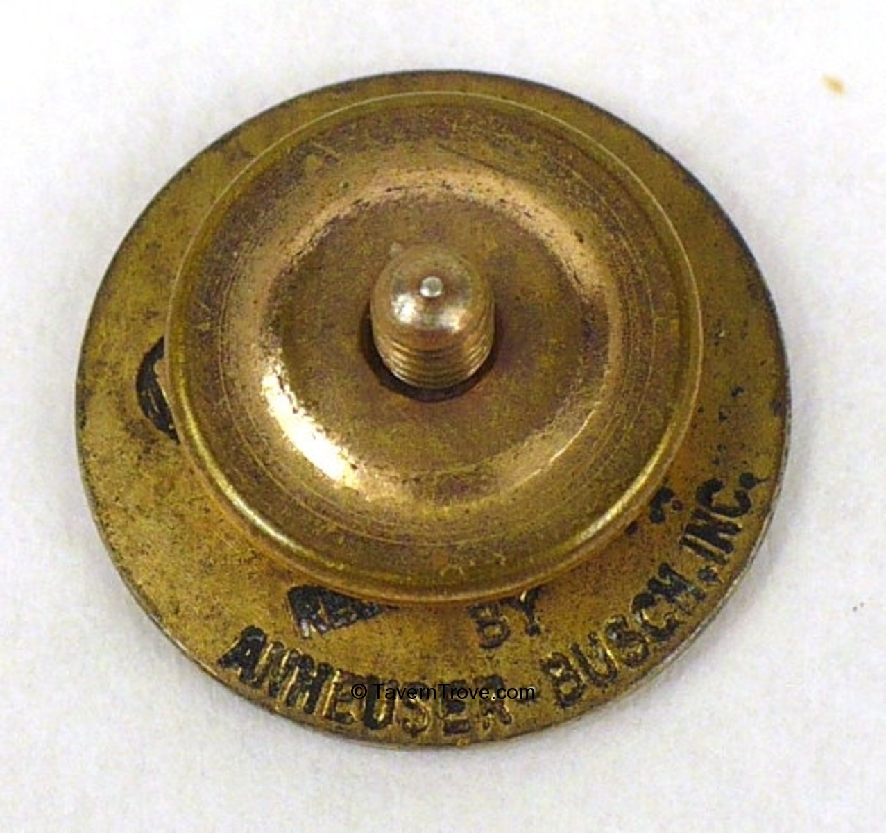 Item 87055 1941 Budweiser Beer 3,000,000 Barrel Team Pinback