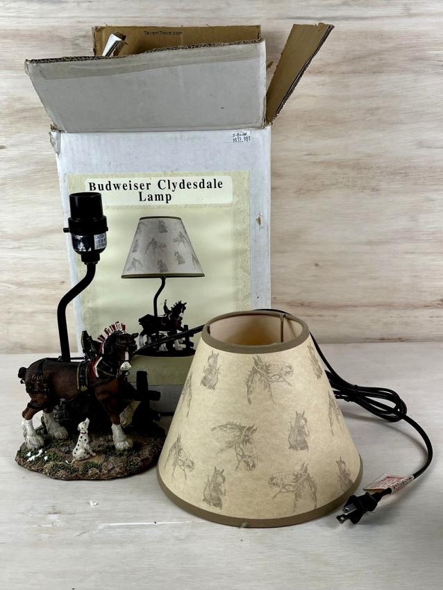 Budweiser Clydesdale Lamp