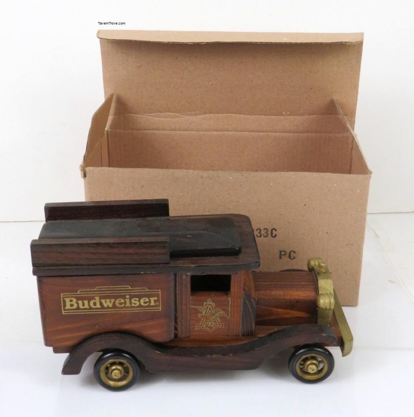 Budweiser Wooden Truck Vintage Editions 9333C Trinket Box