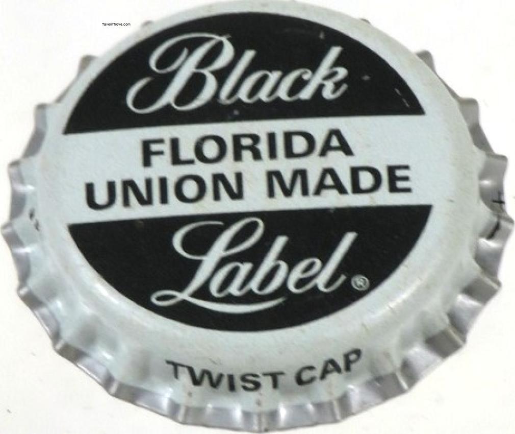 Carling Black Label Beer Twist Cap Cleveland Ohio