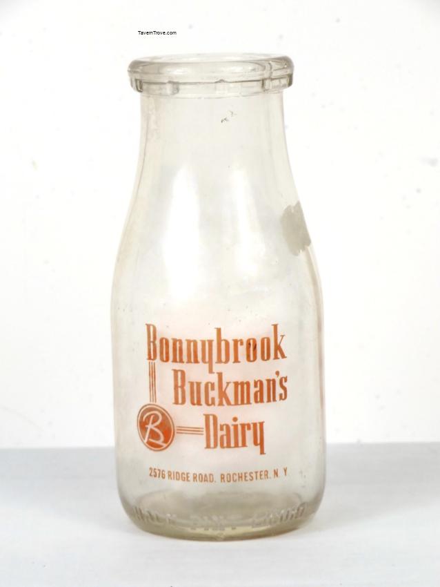 Donnybrook Buckman's Dairy Half Pint Milk Bottle Rochester New York