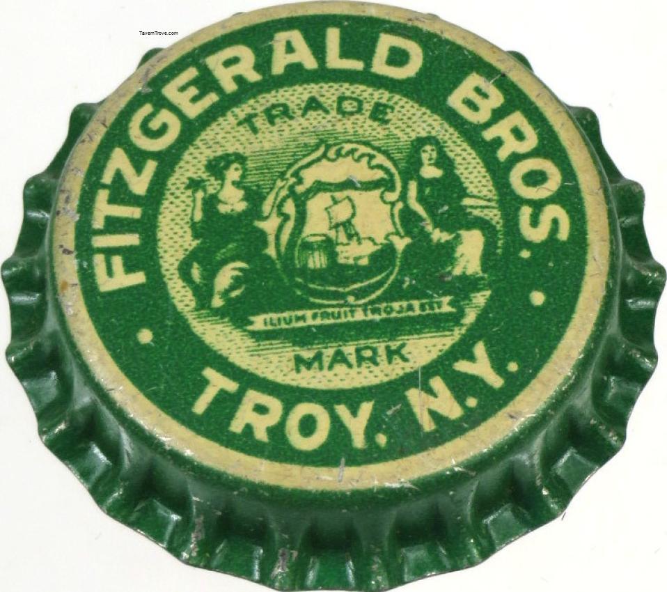 Fitzgerald's Garryowen Beer (green/cream)
