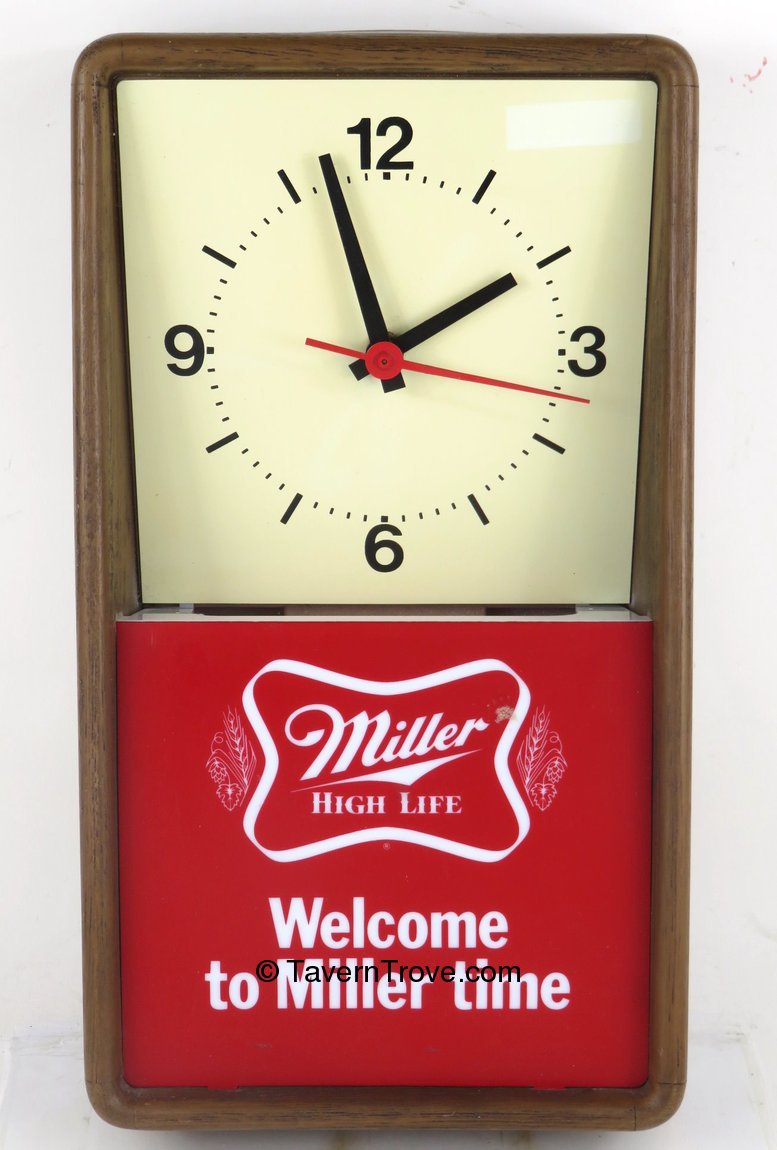 Item 98206 1978 Miller High Life Beer Clock