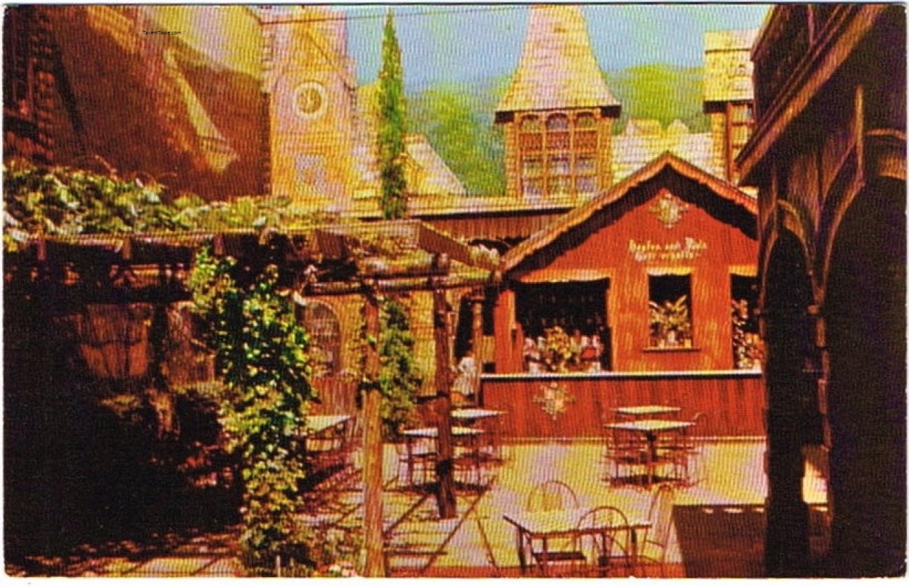 Lone Star Brewery Old Fashioned German Beer Garden