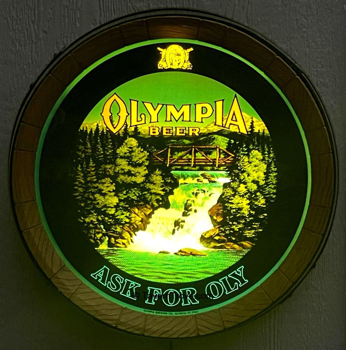 Item 98203 1978 Olympia Beer BarrelEnd Waterfall Sign