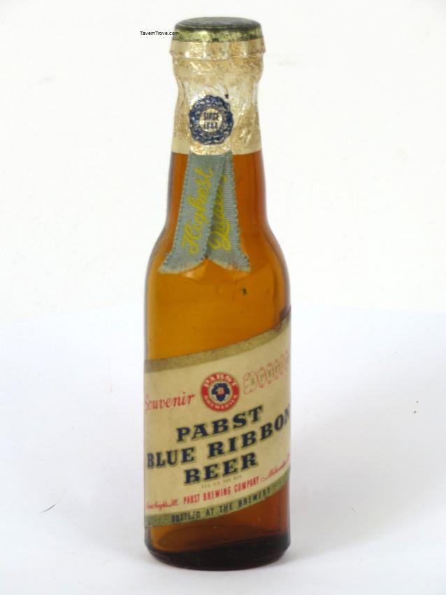 Pabst Blue Ribbon Beer Leader Restaurant, Marietta Ohio)