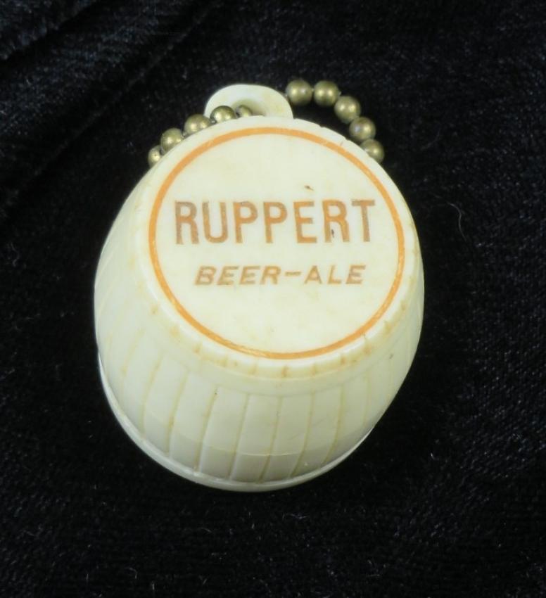 Ruppert Beer/Ale Barrel Coin Keeper Keychain New York City