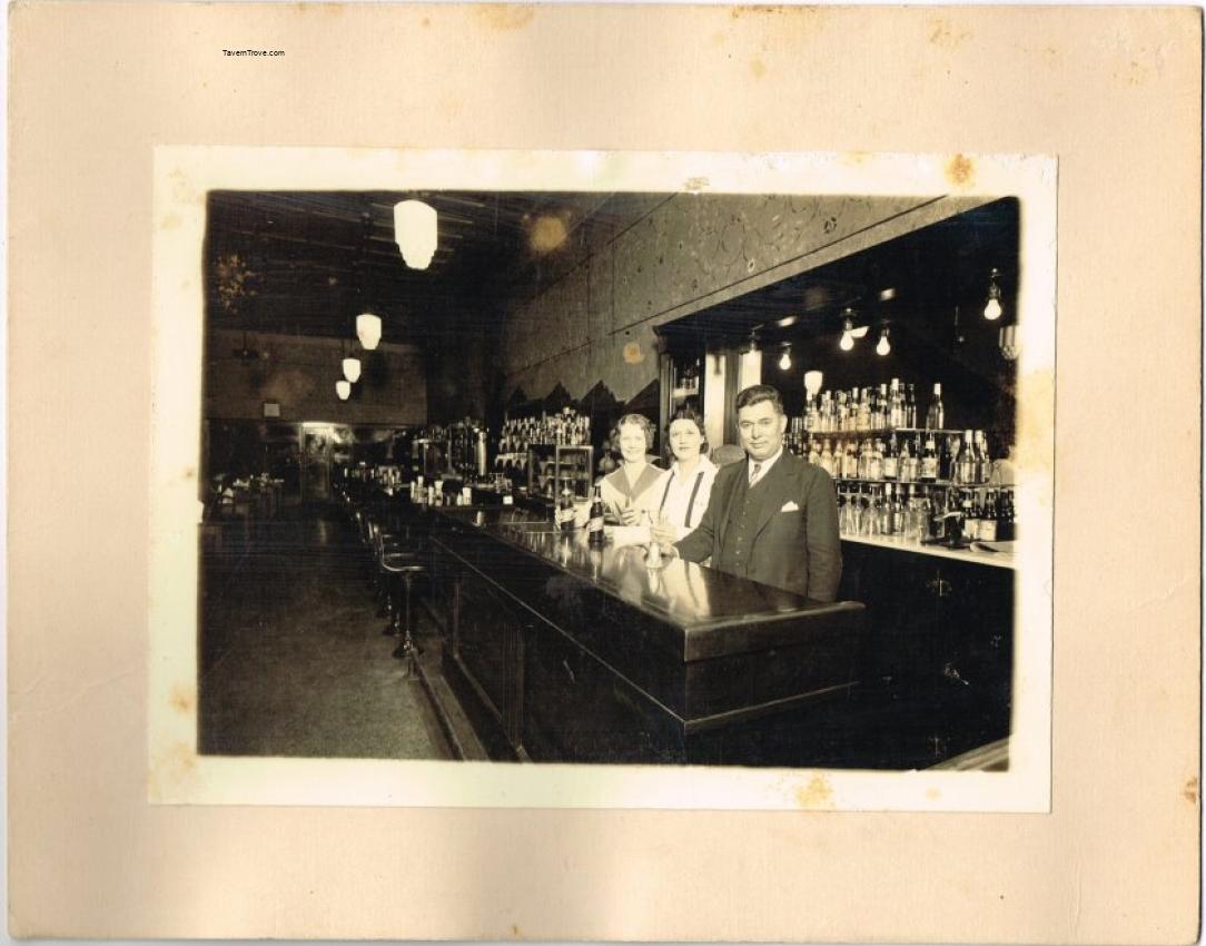 Tavern Interior Coors Budweiser Schlitz Beer