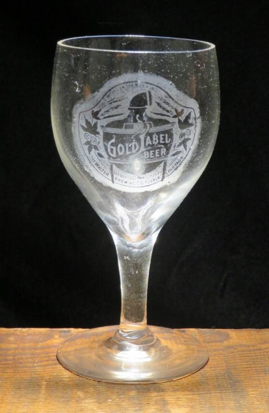 Walter's Gold Label Beer Stemmed