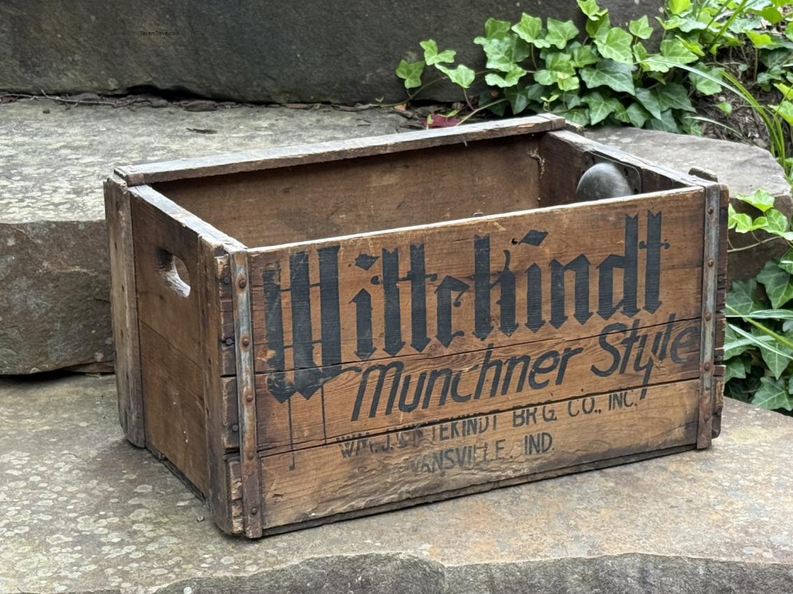 Wittekindt Muenchener Beer Crate