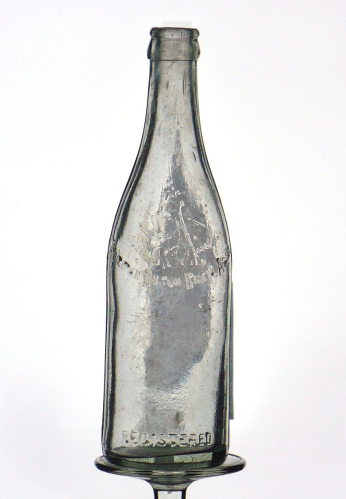 Item 22315 1905 Anheuser Busch Beer Bottle